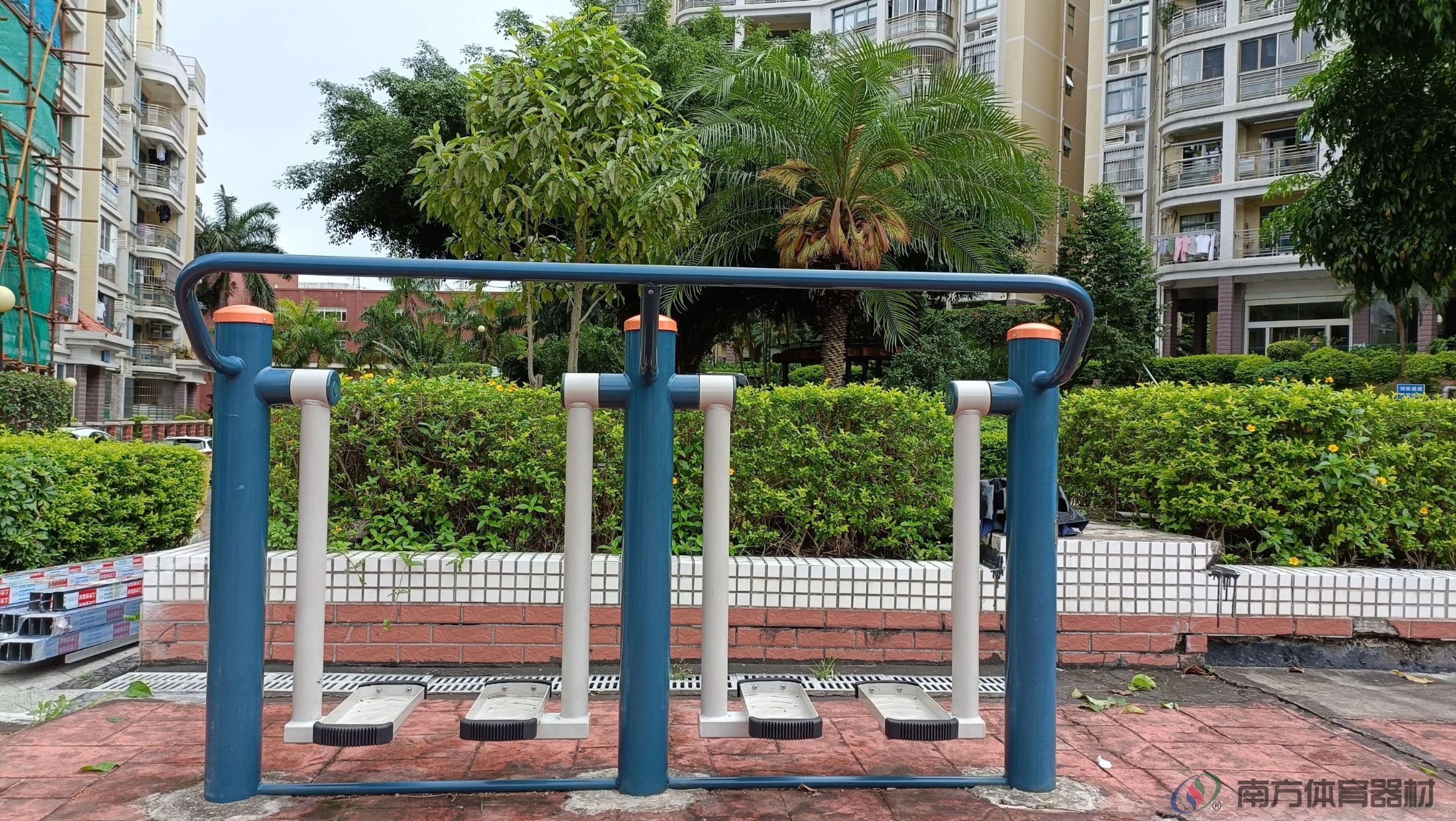 吉柠山庄4栋1单元平台(图5) 吉柠山庄4栋1单元平台(图5)