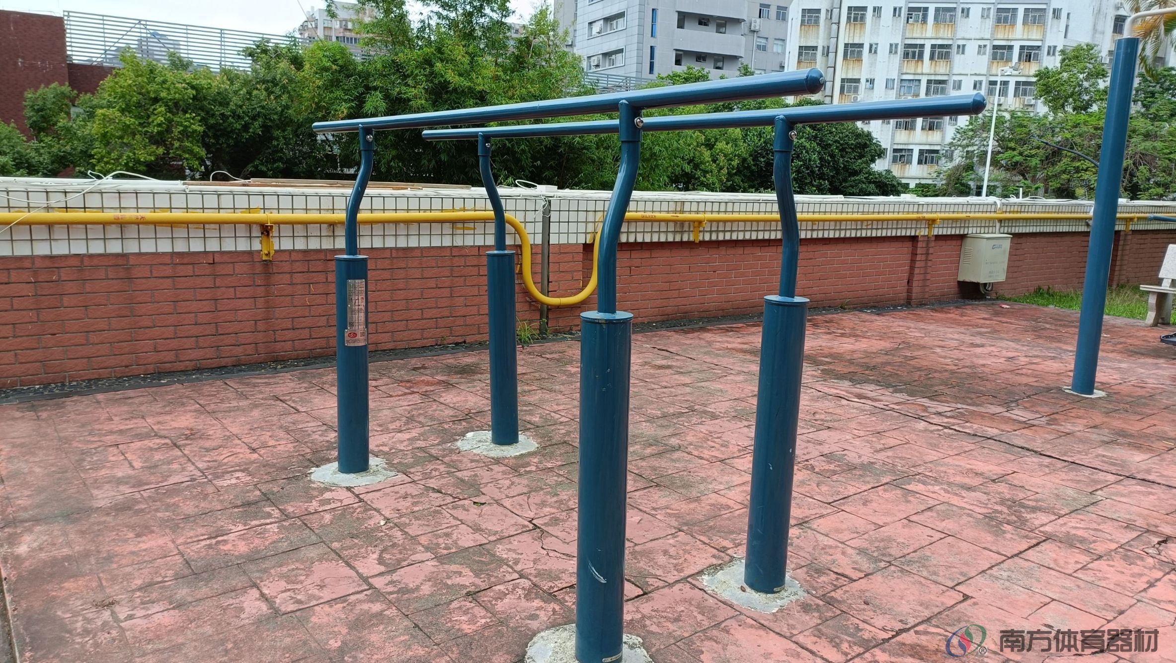 吉柠山庄4栋1单元平台(图8) 吉柠山庄4栋1单元平台(图8)