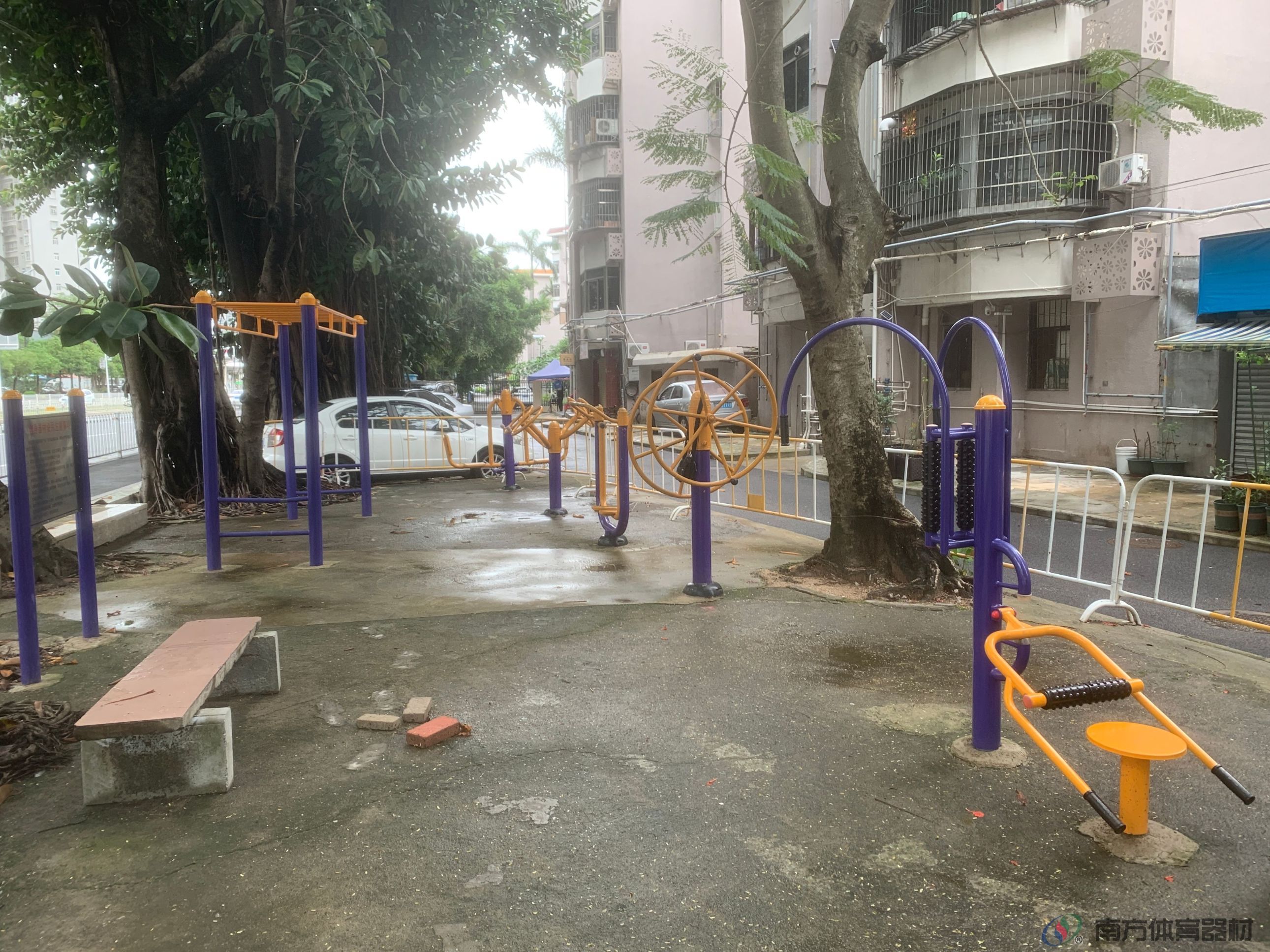 梅华东路253号前(图1) 梅华东路253号前(图1)